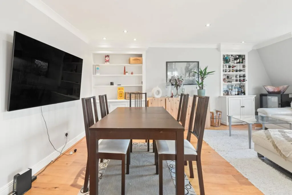 2 bedroom flat for rent