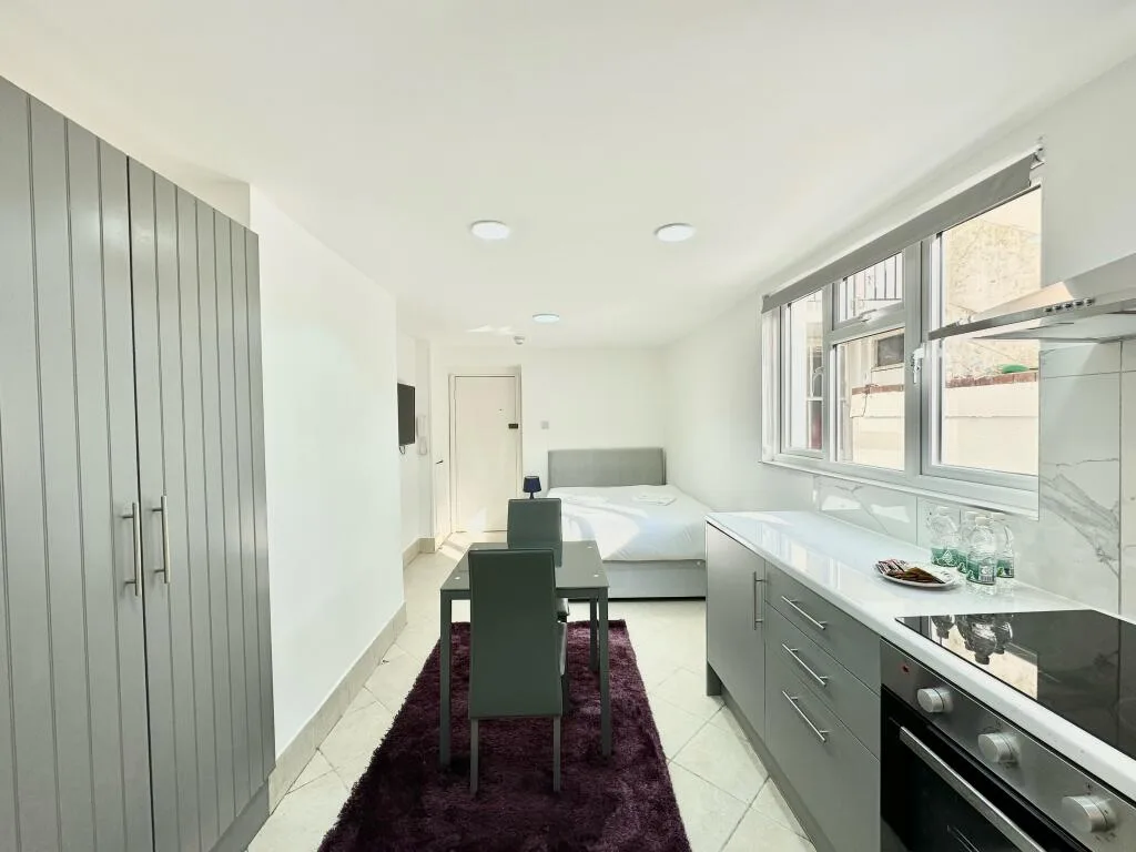 Studio apartment for rent