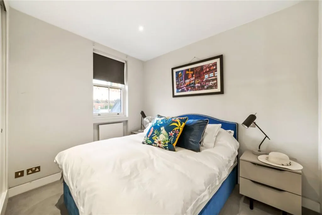 2 bedroom maisonette for rent