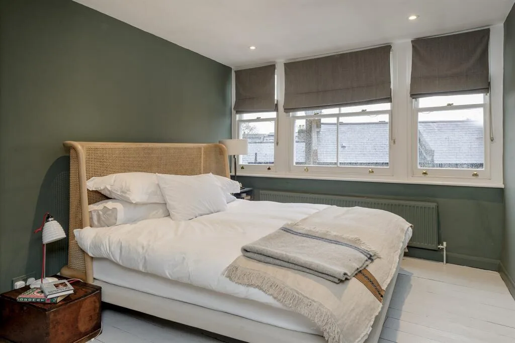 2 bedroom maisonette for rent