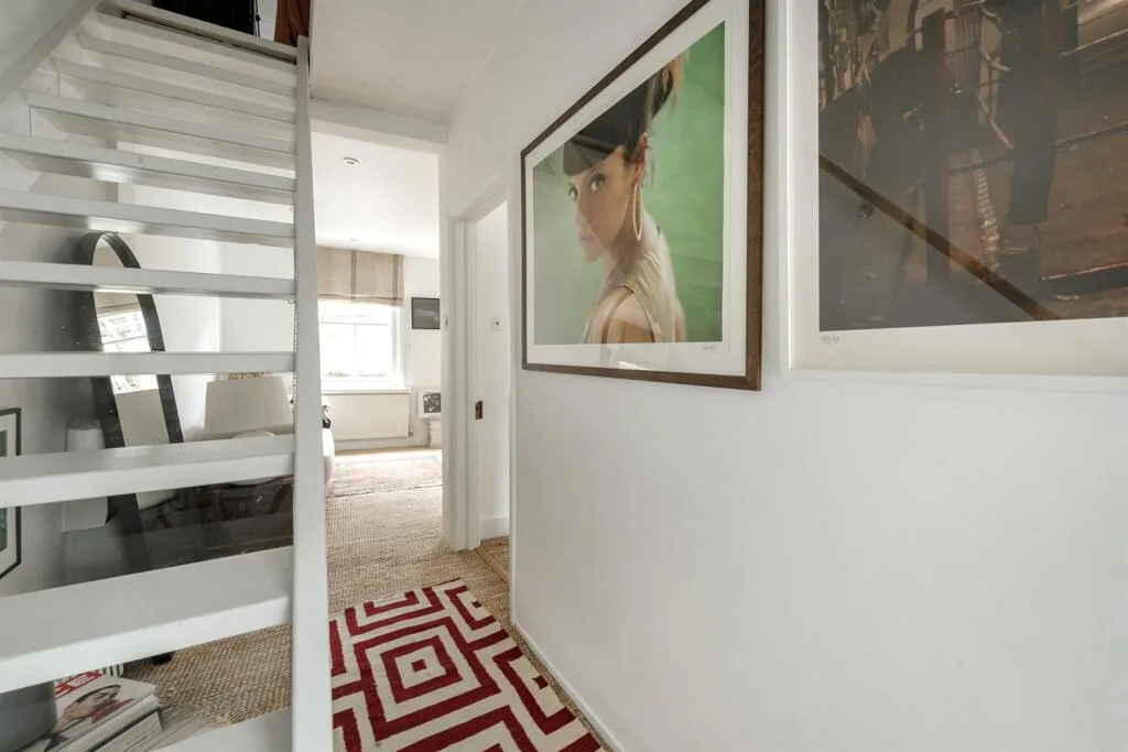 2 bedroom maisonette for rent
