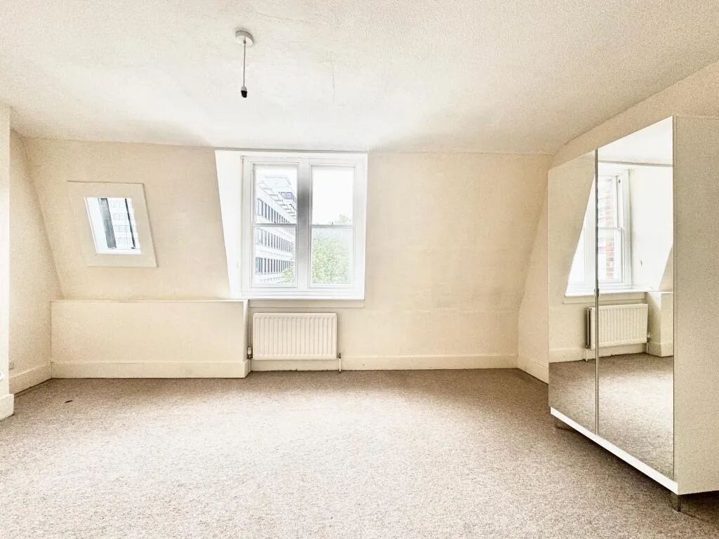 2 bedroom duplex for rent