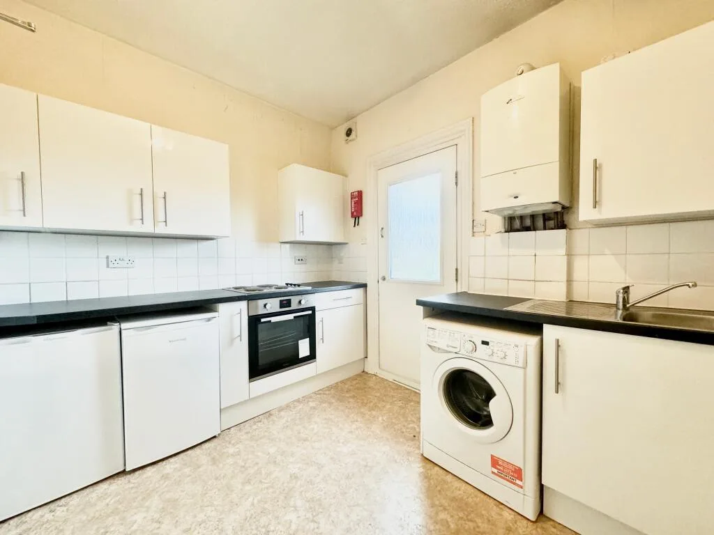 2 bedroom duplex for rent