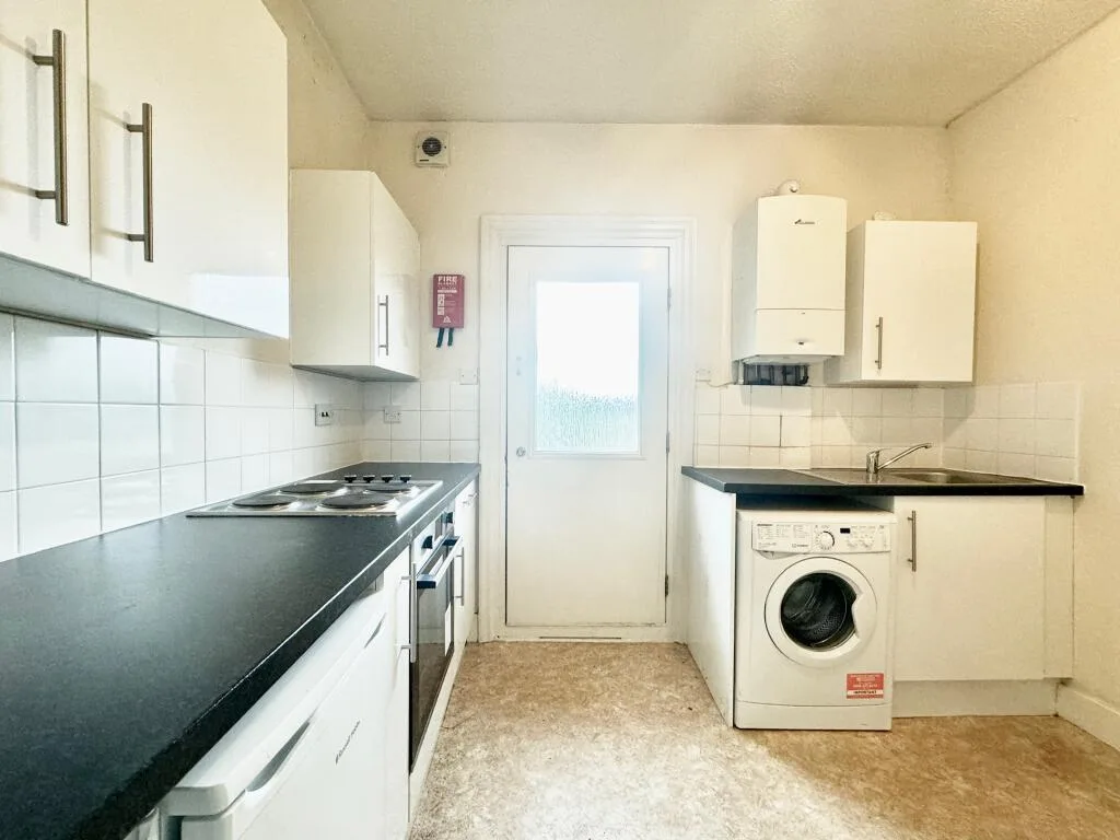 2 bedroom duplex for rent