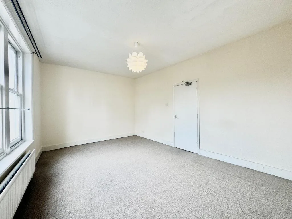 2 bedroom duplex for rent
