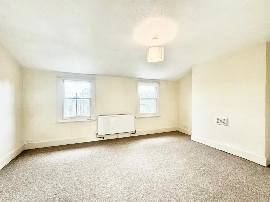 2 bedroom duplex for rent