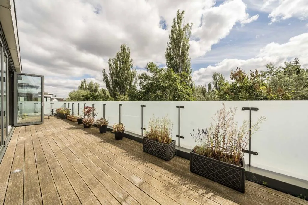 3 bedroom flat for rent