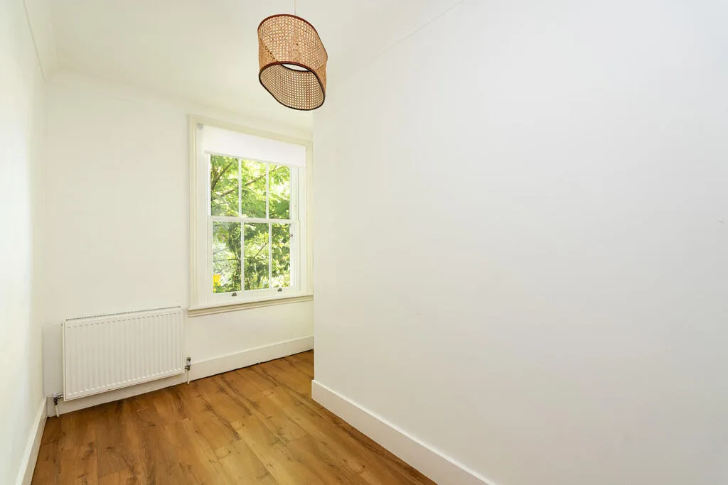 2 bedroom detached house for rent