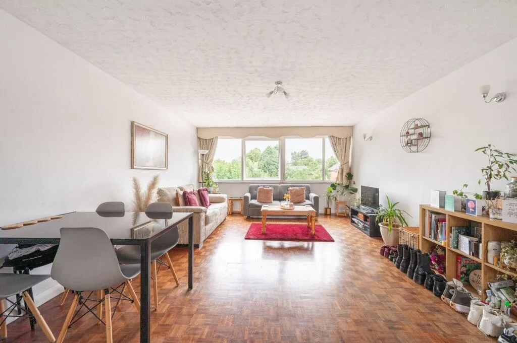 2 bedroom flat for rent