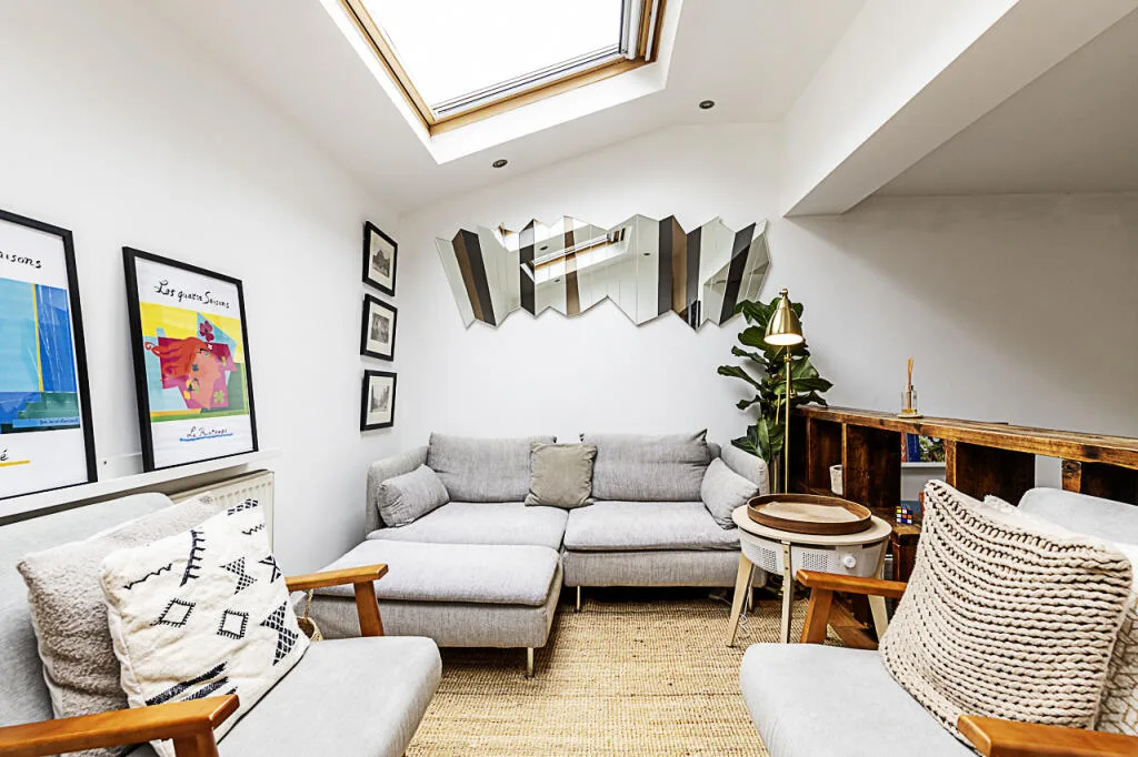 2 bedroom house for rent
