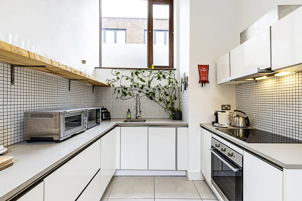2 bedroom house for rent