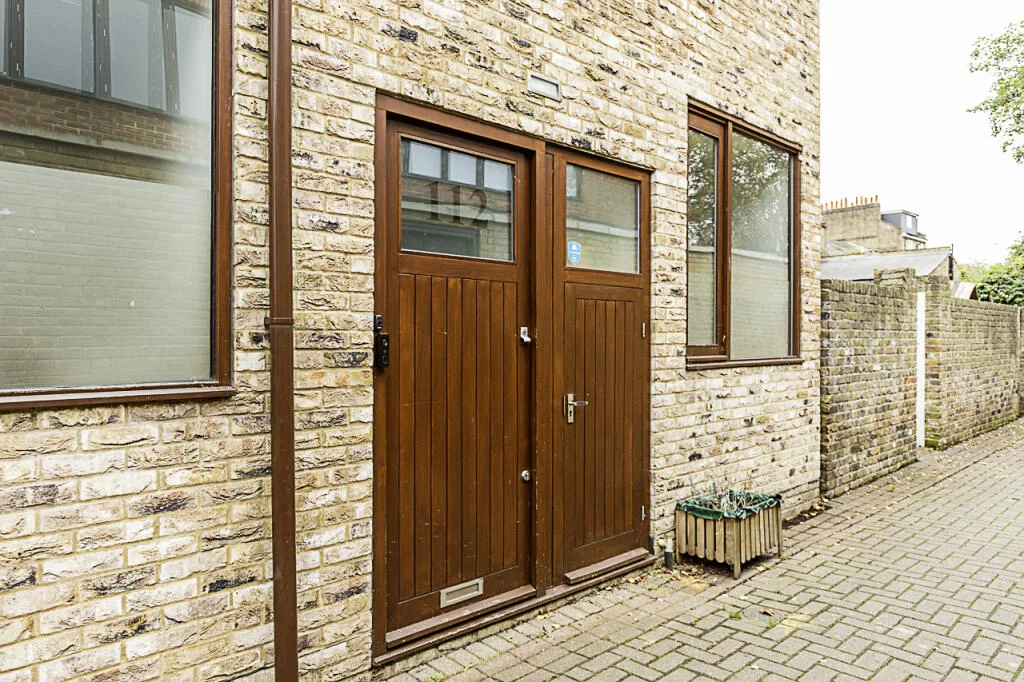 2 bedroom house for rent