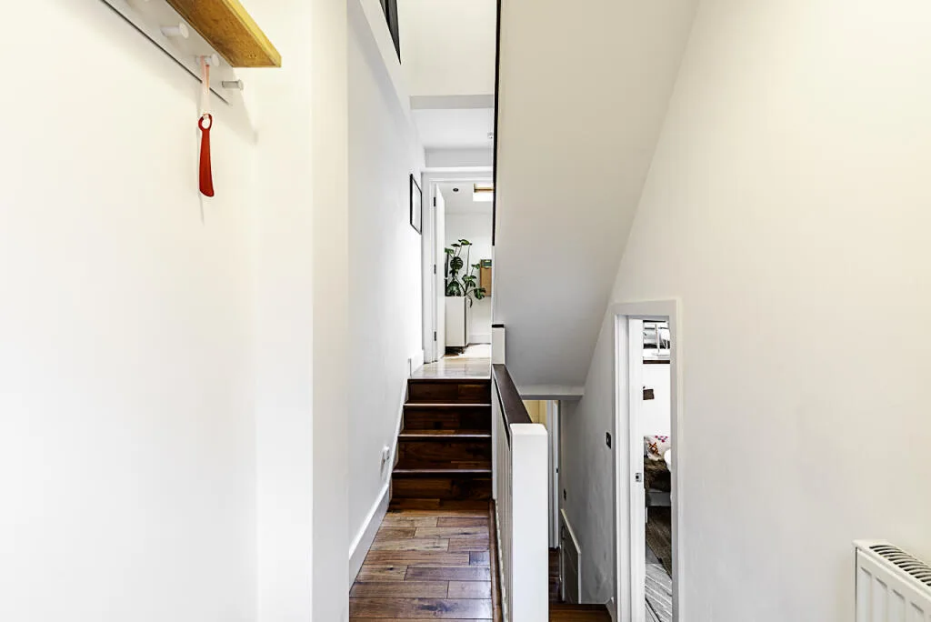 2 bedroom house for rent