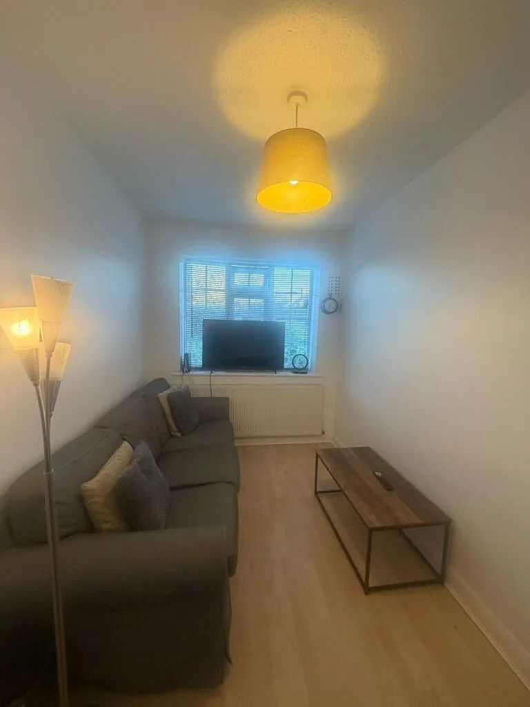 3 bedroom flat for rent