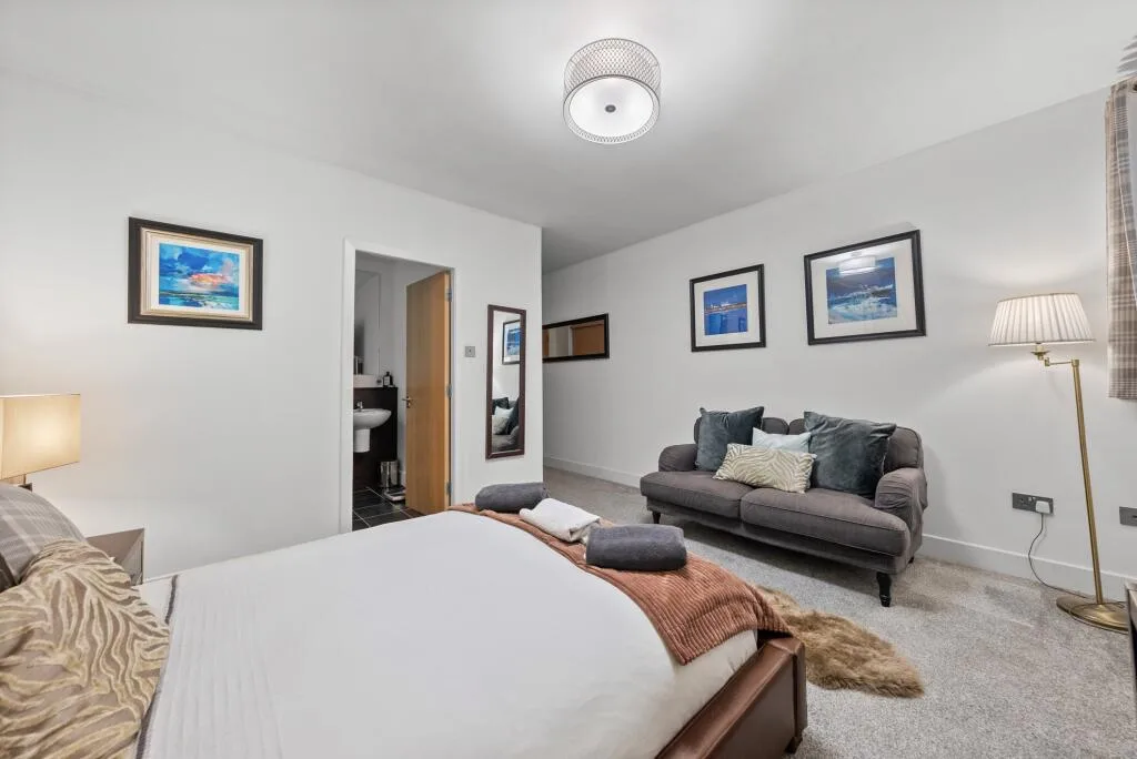 3 bedroom flat for rent