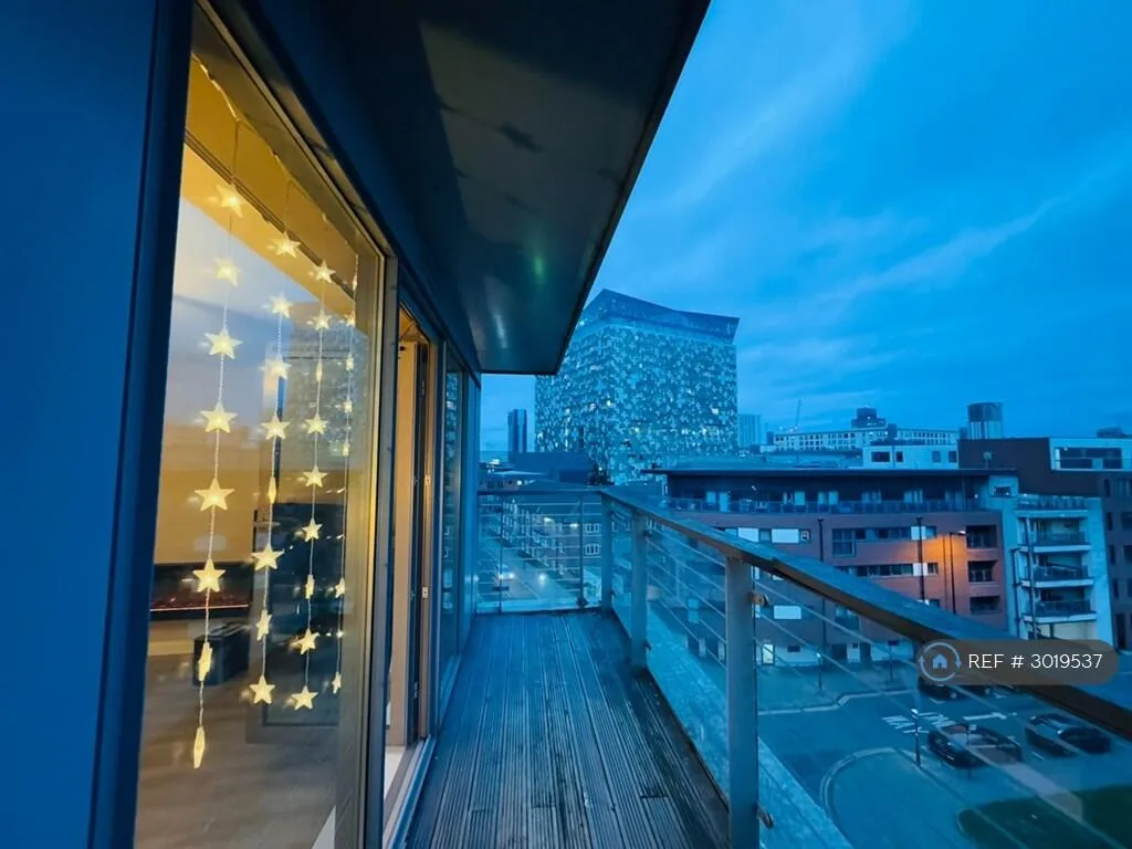 2 bedroom penthouse for rent