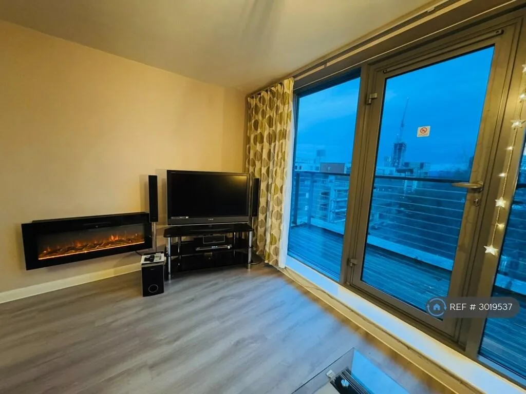 2 bedroom penthouse for rent
