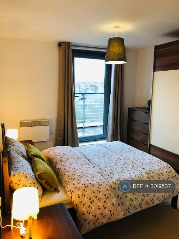 2 bedroom penthouse for rent