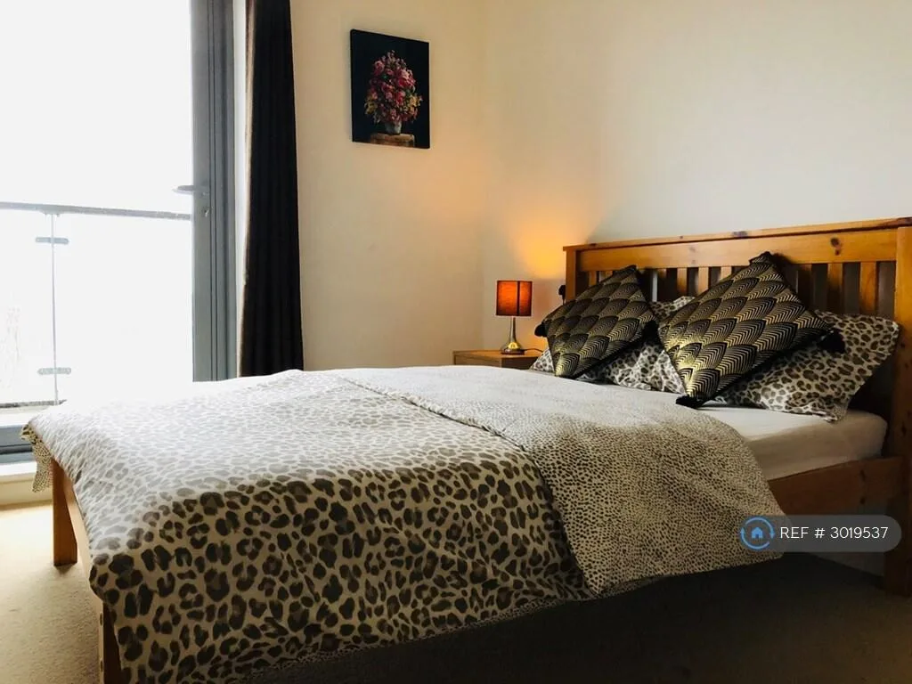 2 bedroom penthouse for rent