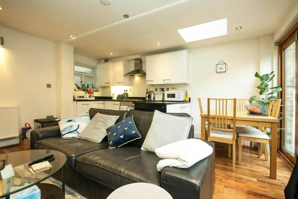 2 bedroom flat for rent