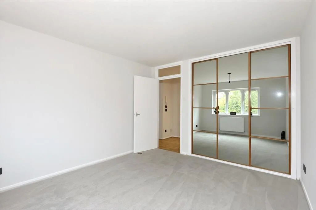 1 bedroom end of terrace house for rent