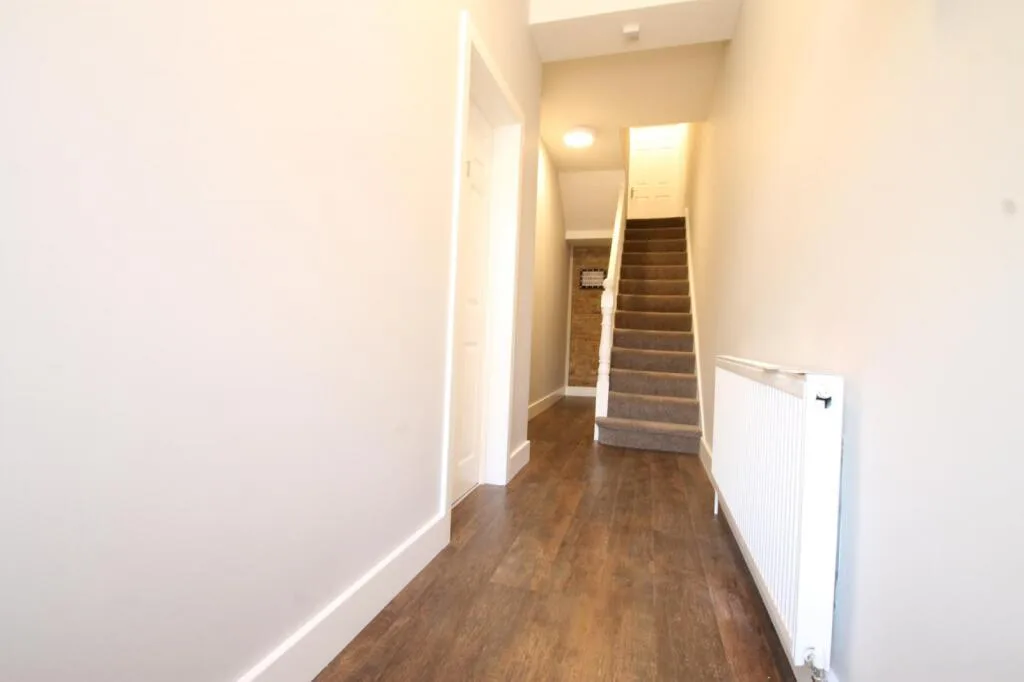 1 bedroom house for rent