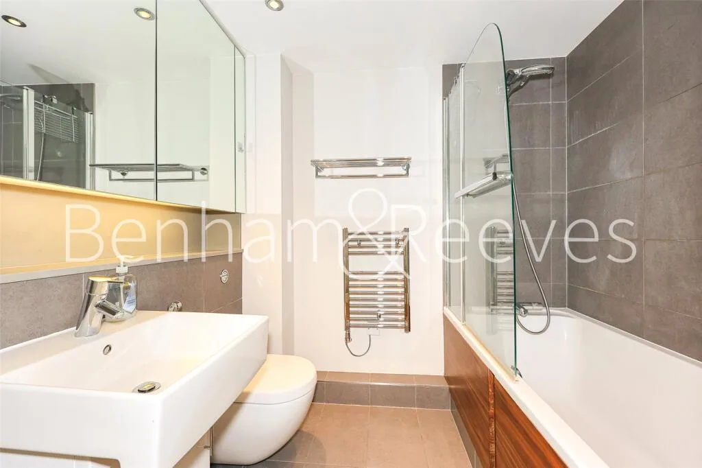 3 bedroom apartment for rent
