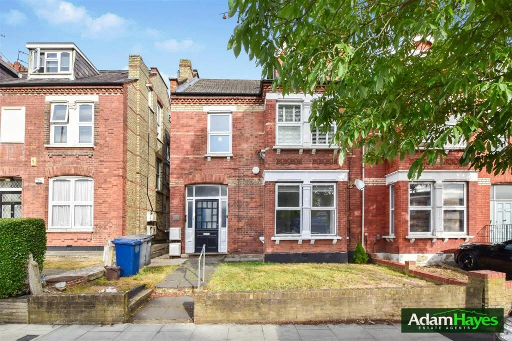 3 bedroom apartment for rent