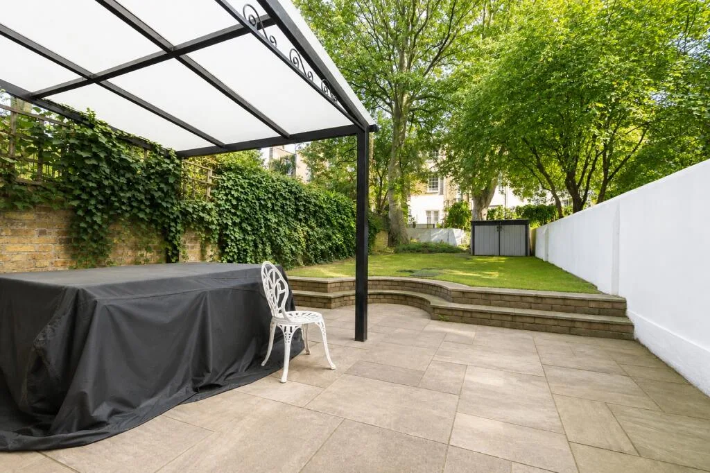 2 bedroom duplex for rent