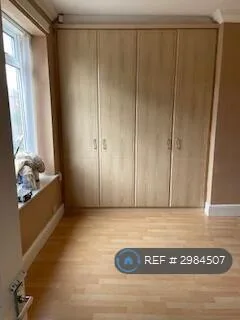 3 bedroom flat for rent