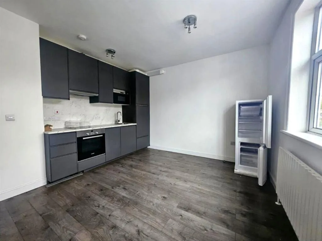 2 bedroom duplex for rent