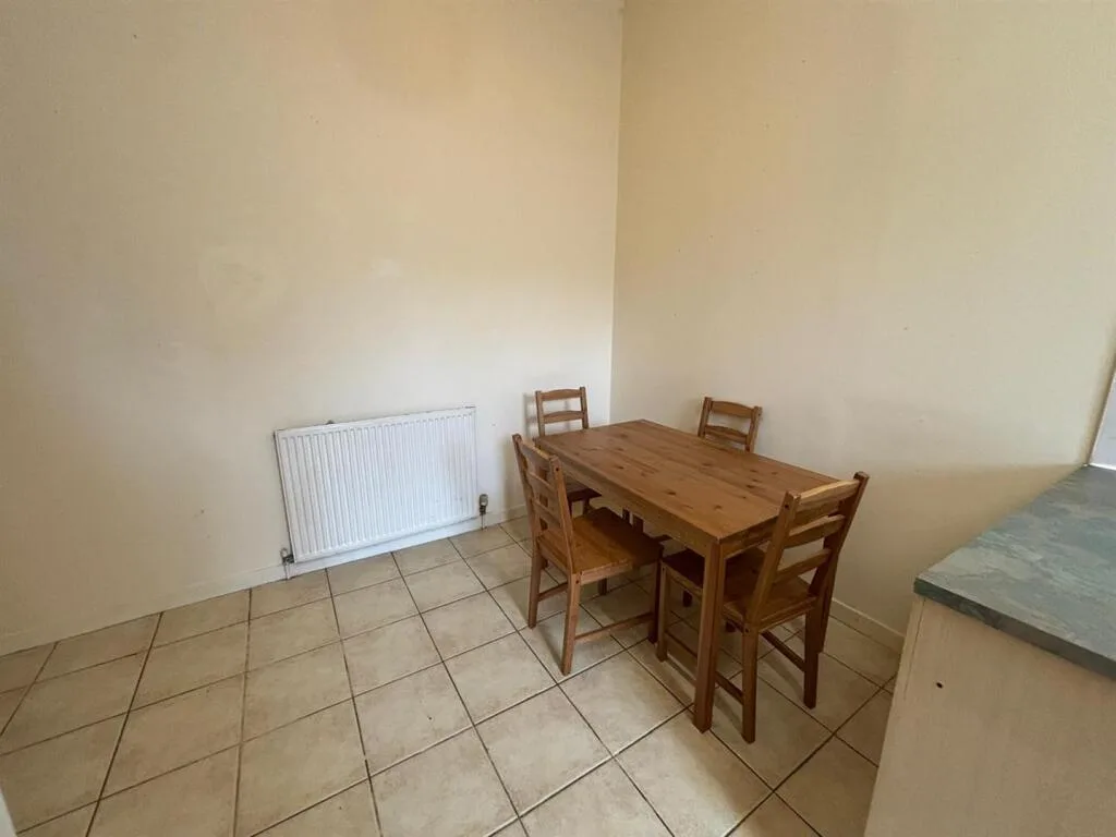 4 bedroom flat for rent