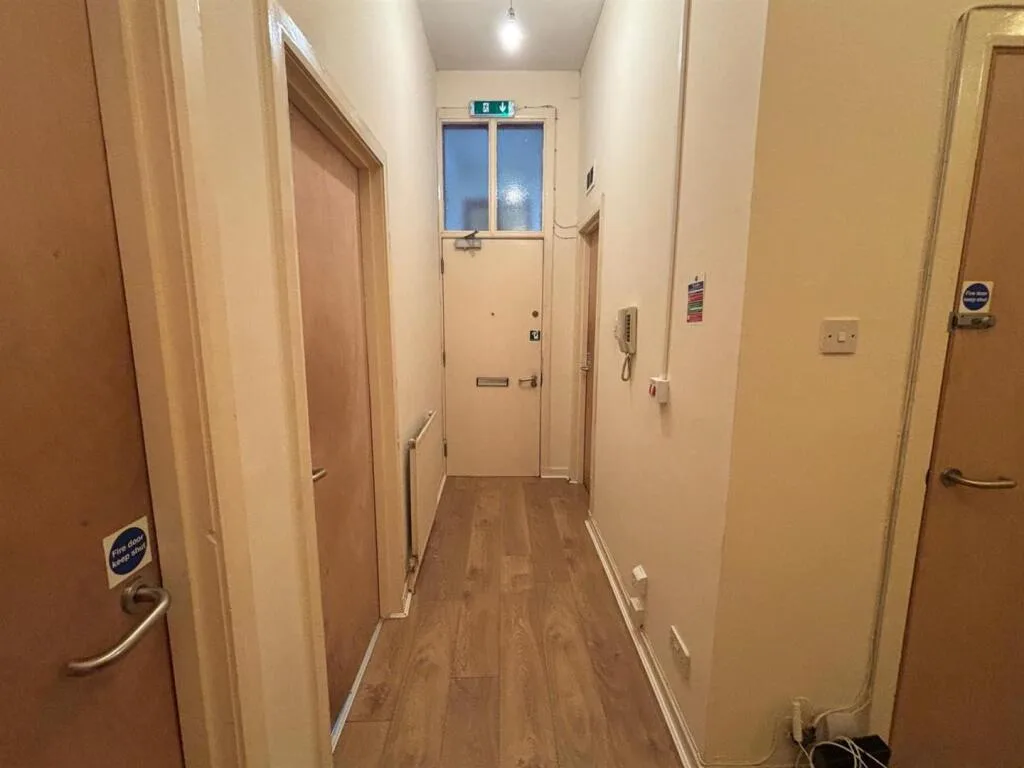 4 bedroom flat for rent