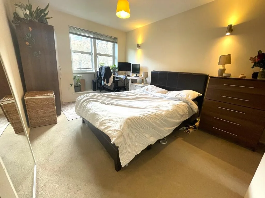 4 bedroom mews property for rent