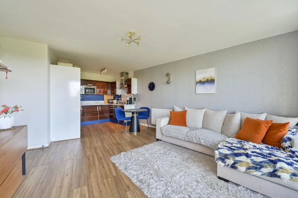 2 bedroom flat for rent