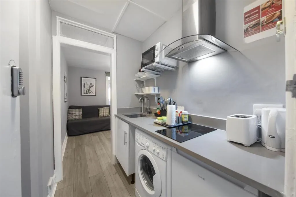 1 bedroom flat for rent