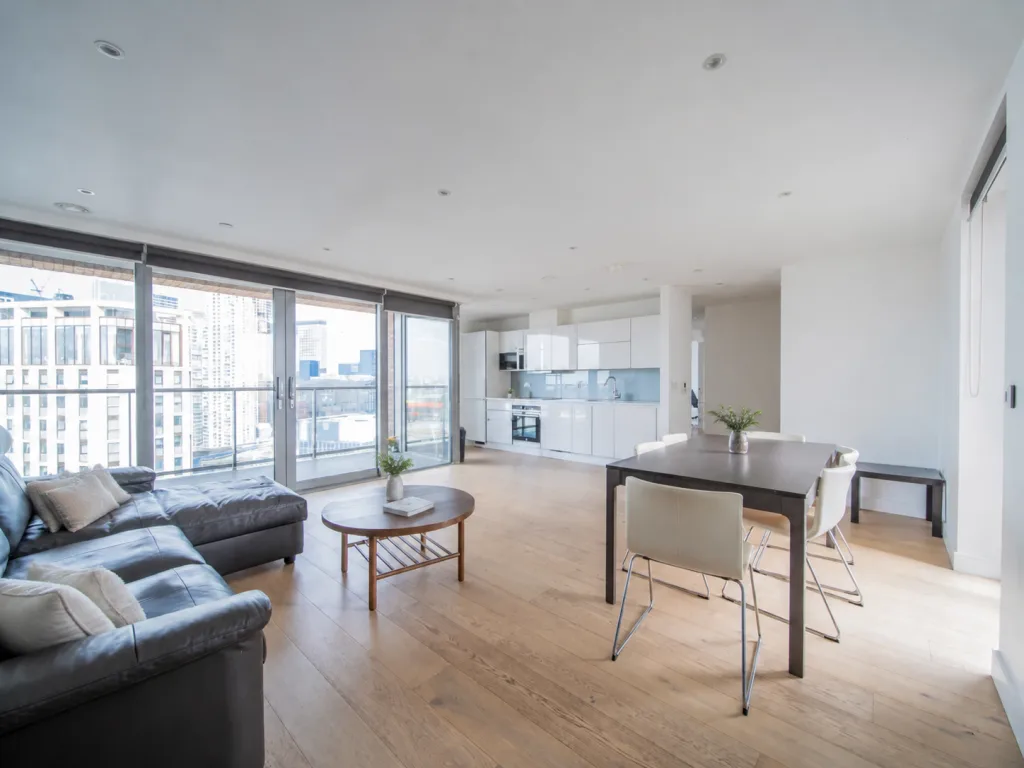 3 bedroom flat for rent