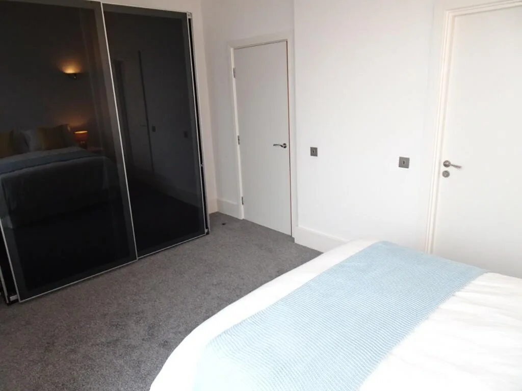 2 bedroom penthouse for rent