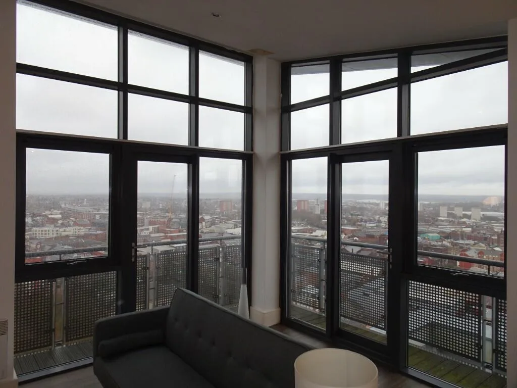 2 bedroom penthouse for rent