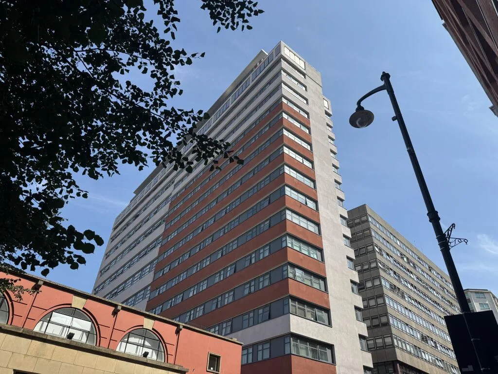 2 bedroom penthouse for rent