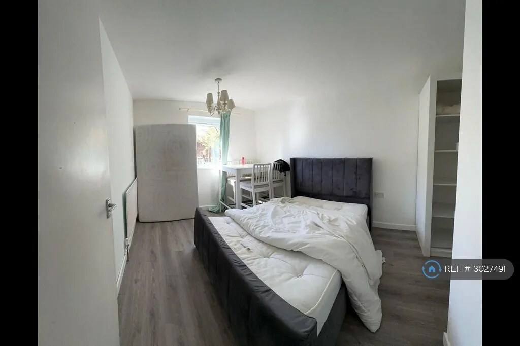 1 bedroom semi-detached house for rent