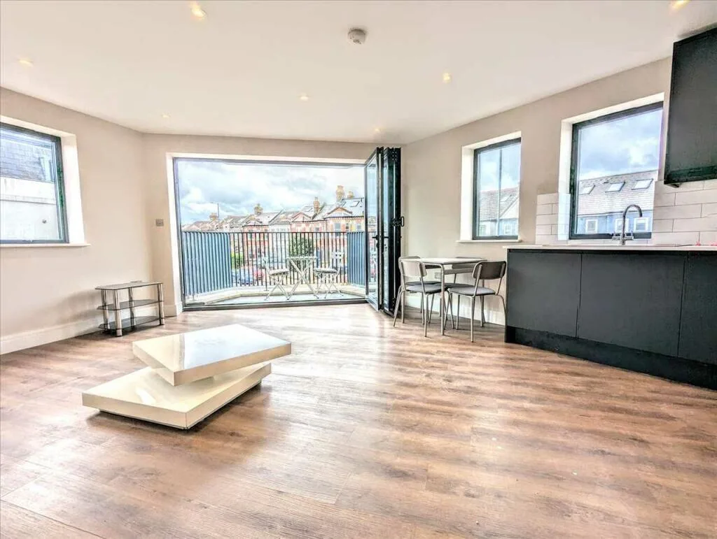 2 bedroom flat for rent