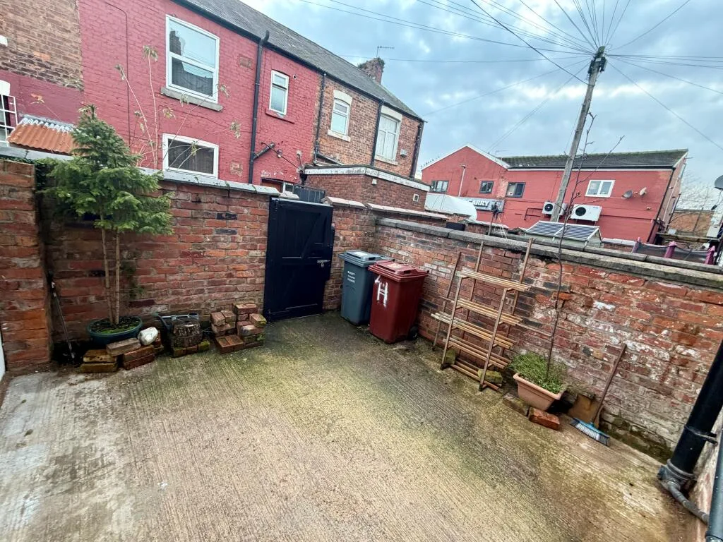 2 bedroom terraced house for rent