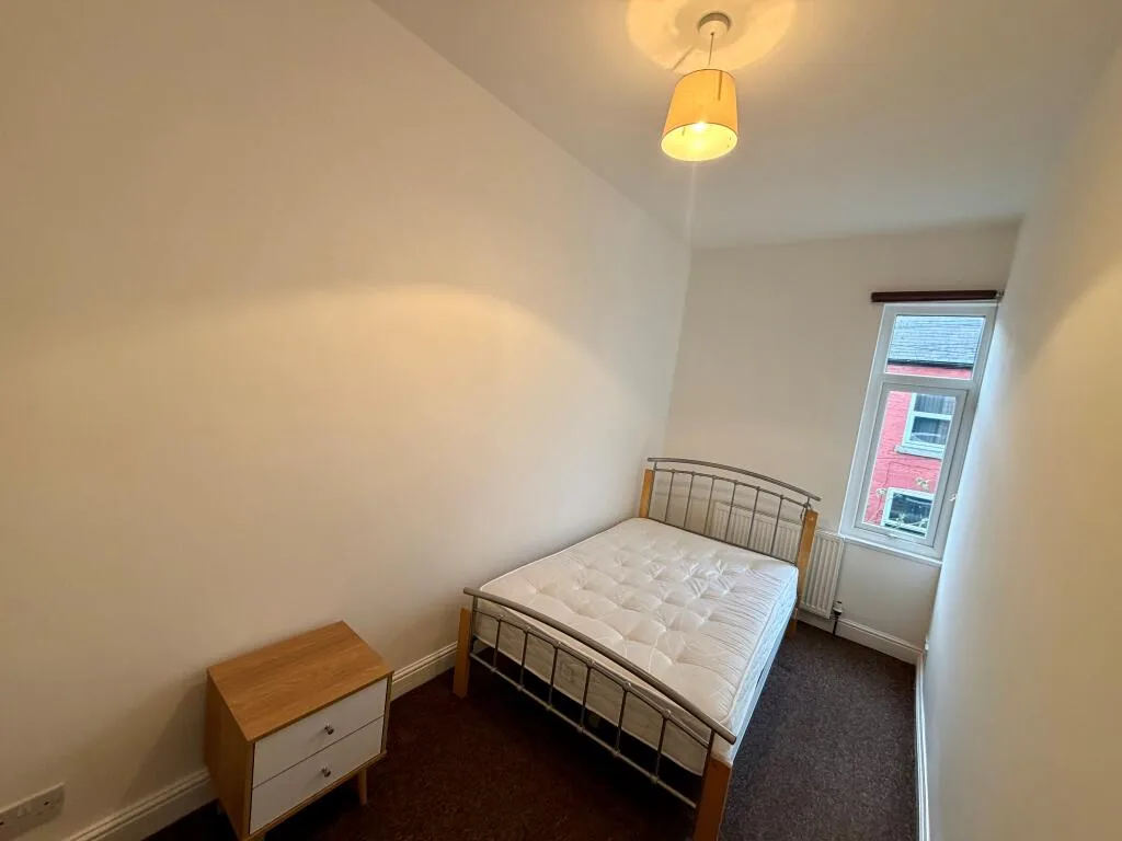 2 bedroom terraced house for rent