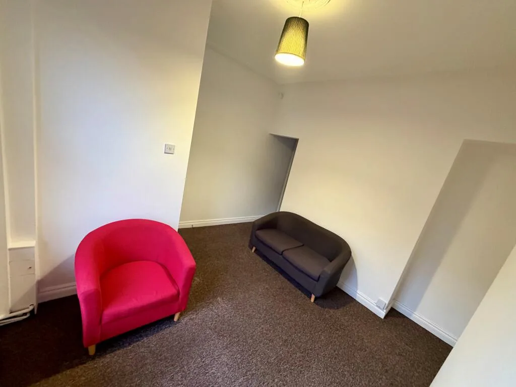 2 bedroom terraced house for rent