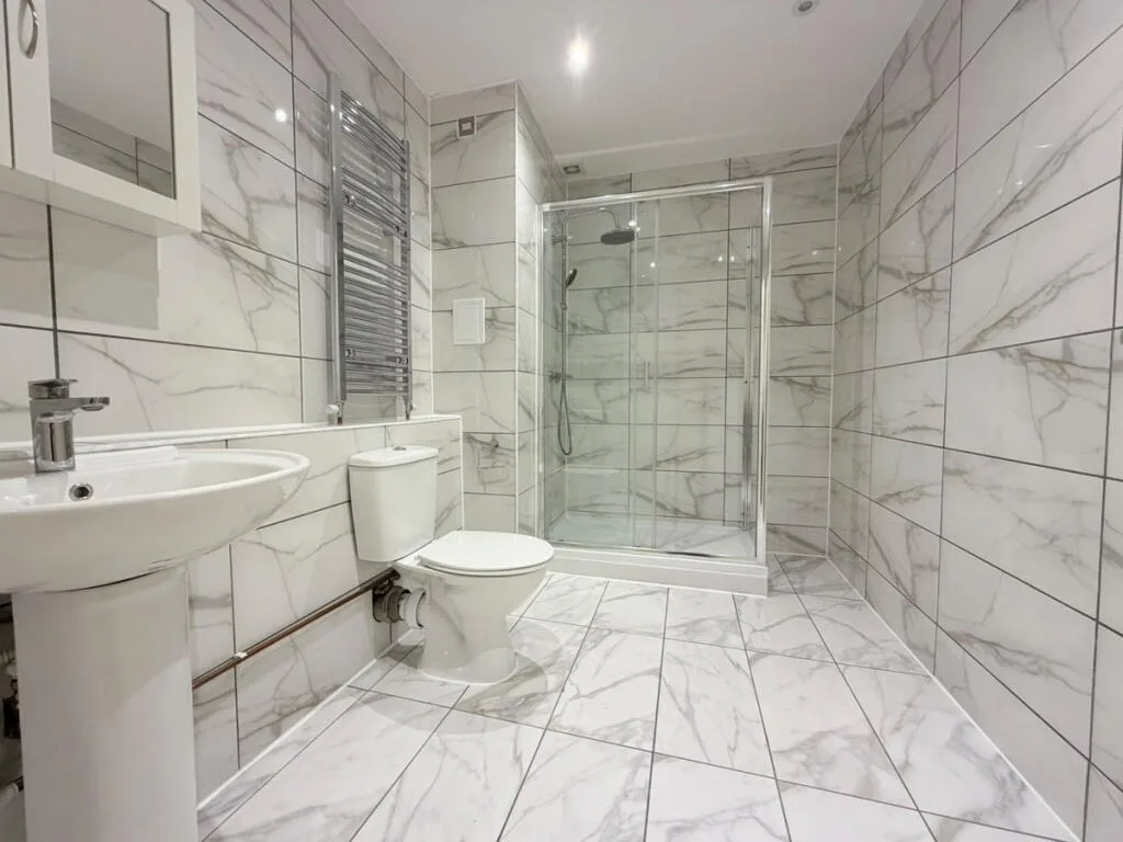 3 bedroom flat for rent