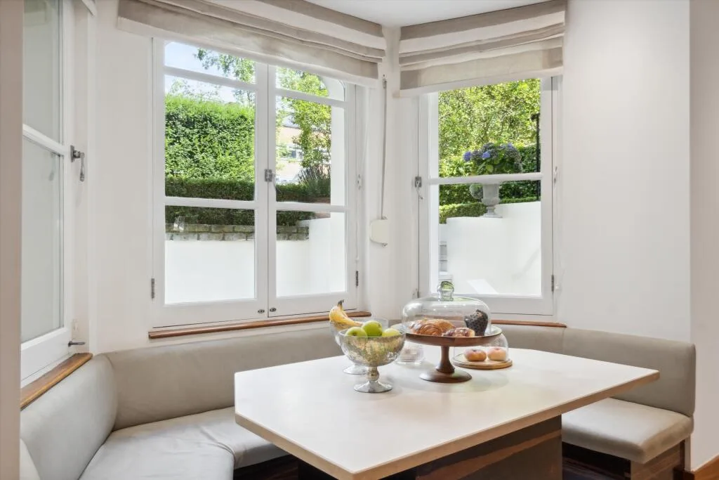 5 bedroom terraced house for rent
