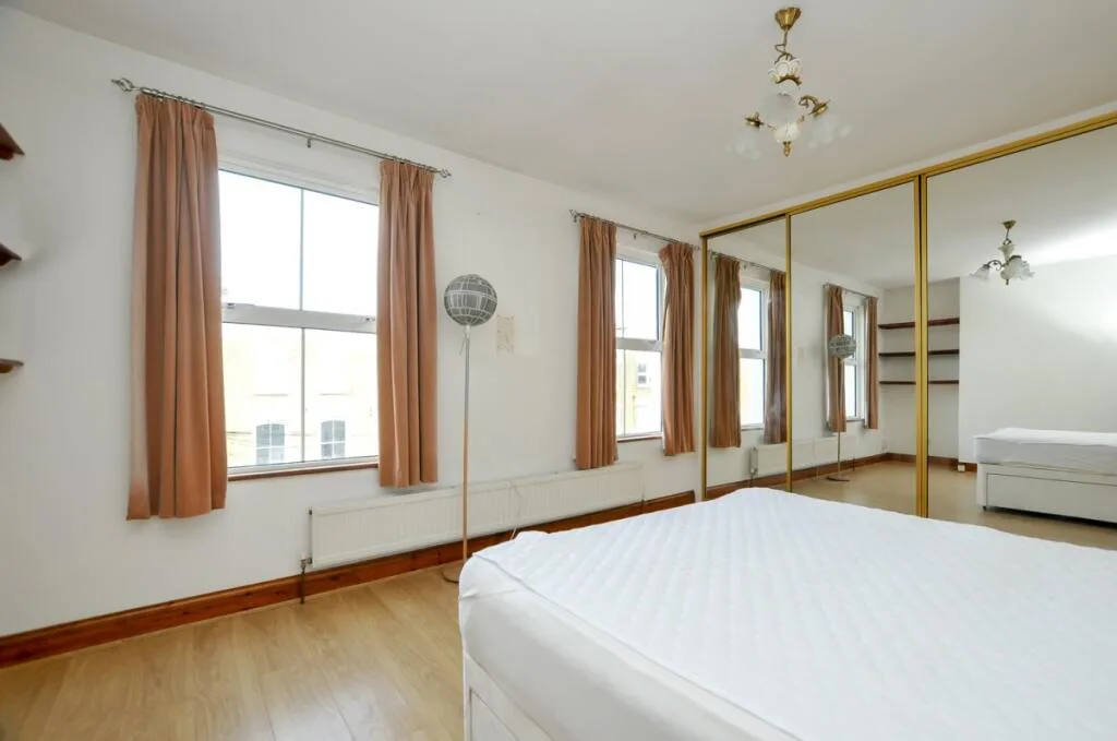 3 bedroom flat for rent