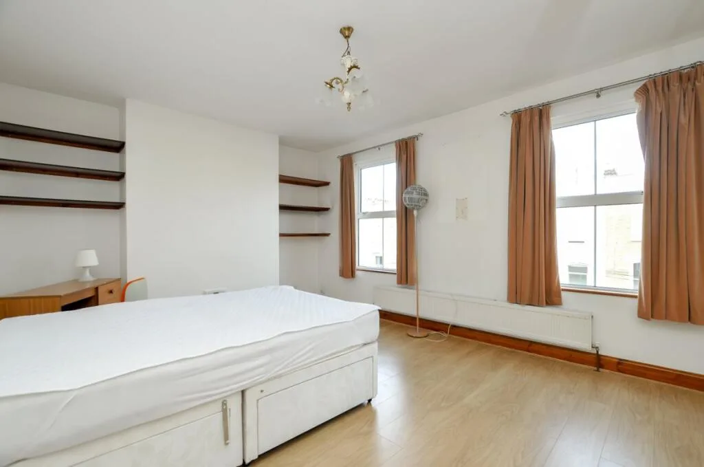 3 bedroom flat for rent