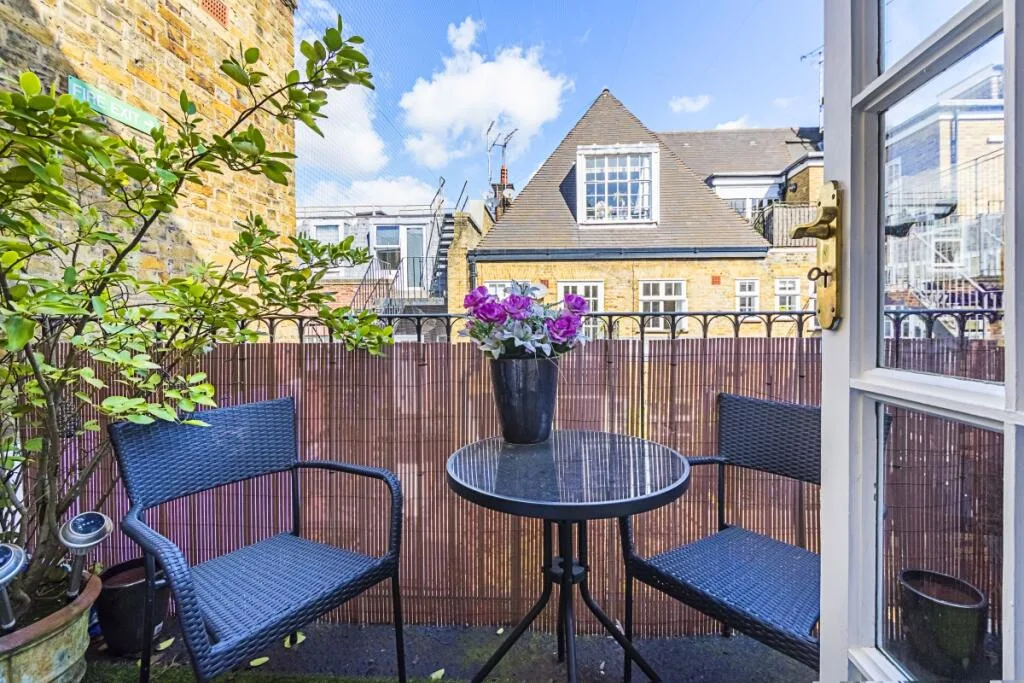 2 bedroom apartment for rent